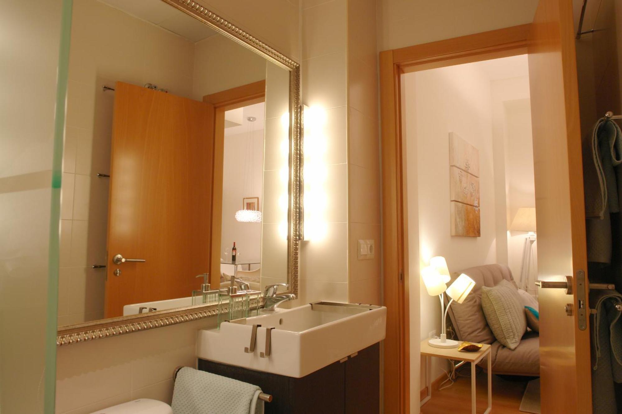 Moderno Y Centrico Apartamento 1 Dormitorio Малага Екстер'єр фото