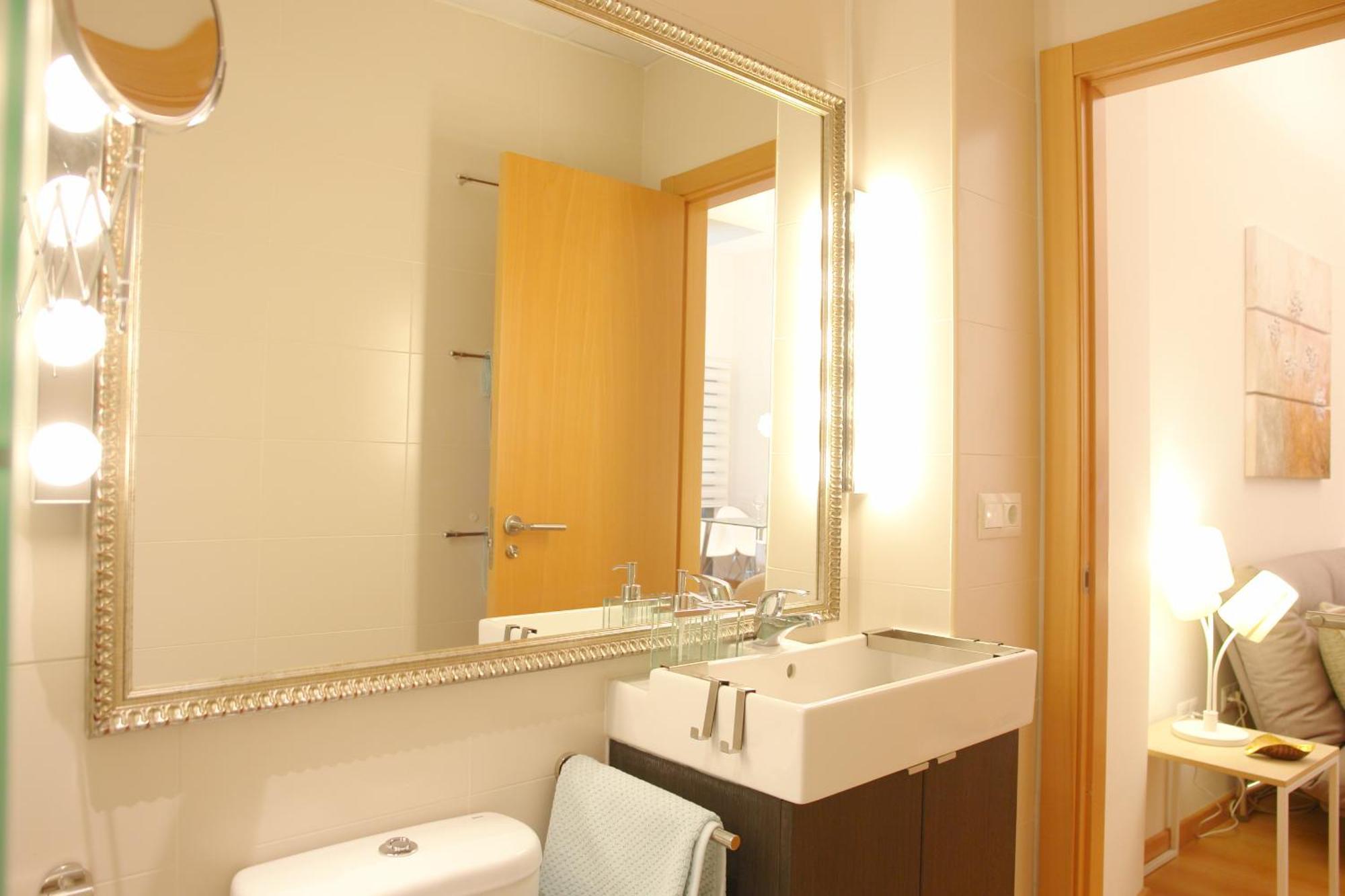 Moderno Y Centrico Apartamento 1 Dormitorio Малага Екстер'єр фото